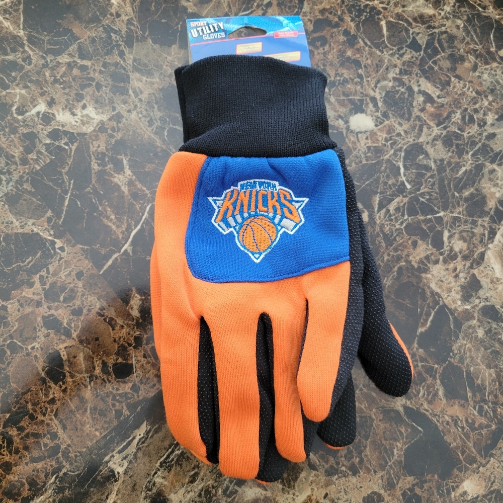 NYK gloves